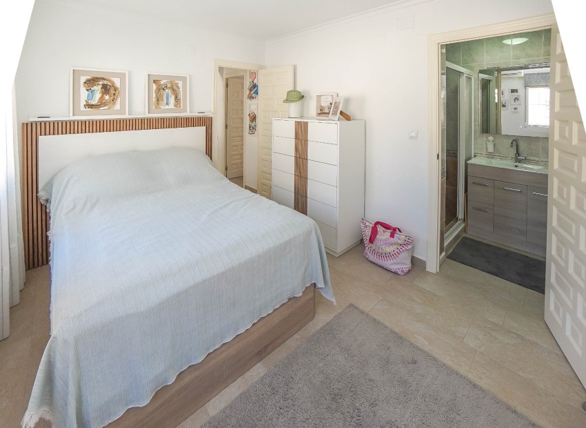 Resale - Detached - La Marina - Urb. La Marina