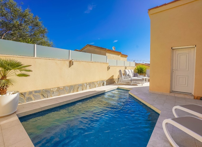 Resale - Detached - La Marina - Urb. La Marina