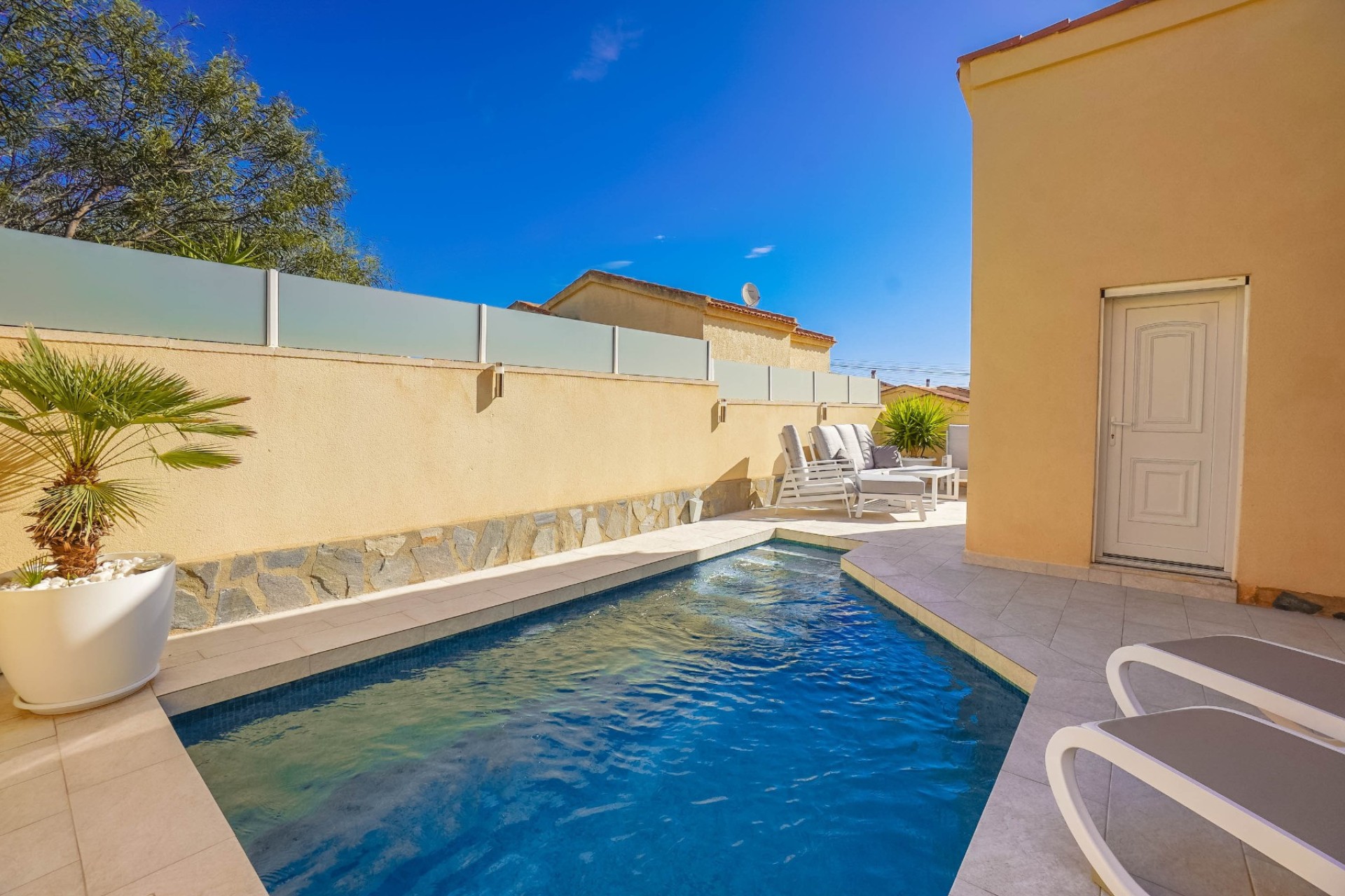 Resale - Detached - La Marina - Urb. La Marina