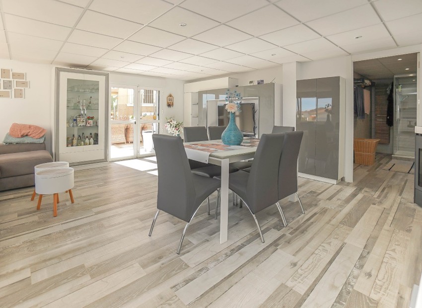 Resale - Detached - La Marina - Urb. La Marina