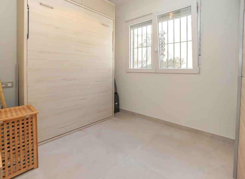 Resale - Detached - La Marina - Urb. La Marina