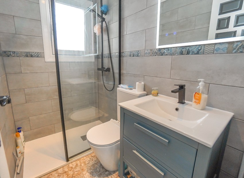 Resale - Detached - La Marina - Urb. La Marina