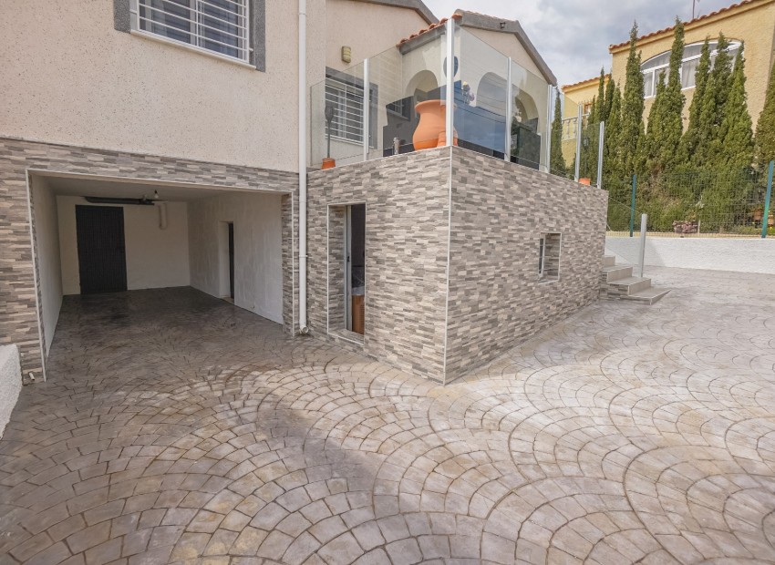 Resale - Detached - La Marina - Urb. La Marina