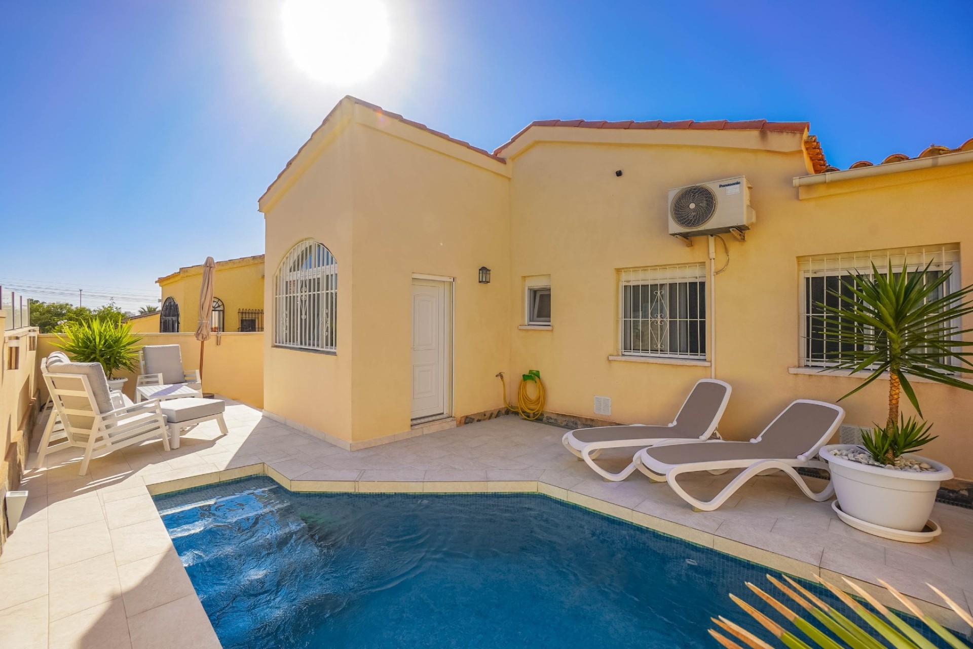 Resale - Detached - La Marina - Urb. La Marina