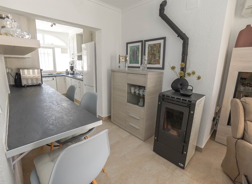 Resale - Detached - La Marina - Urb. La Marina