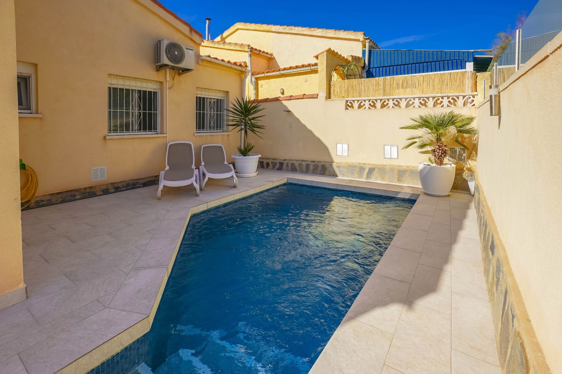Resale - Detached - La Marina - Urb. La Marina