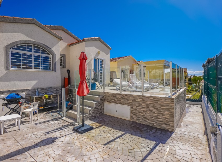 Resale - Detached - La Marina - Urb. La Marina
