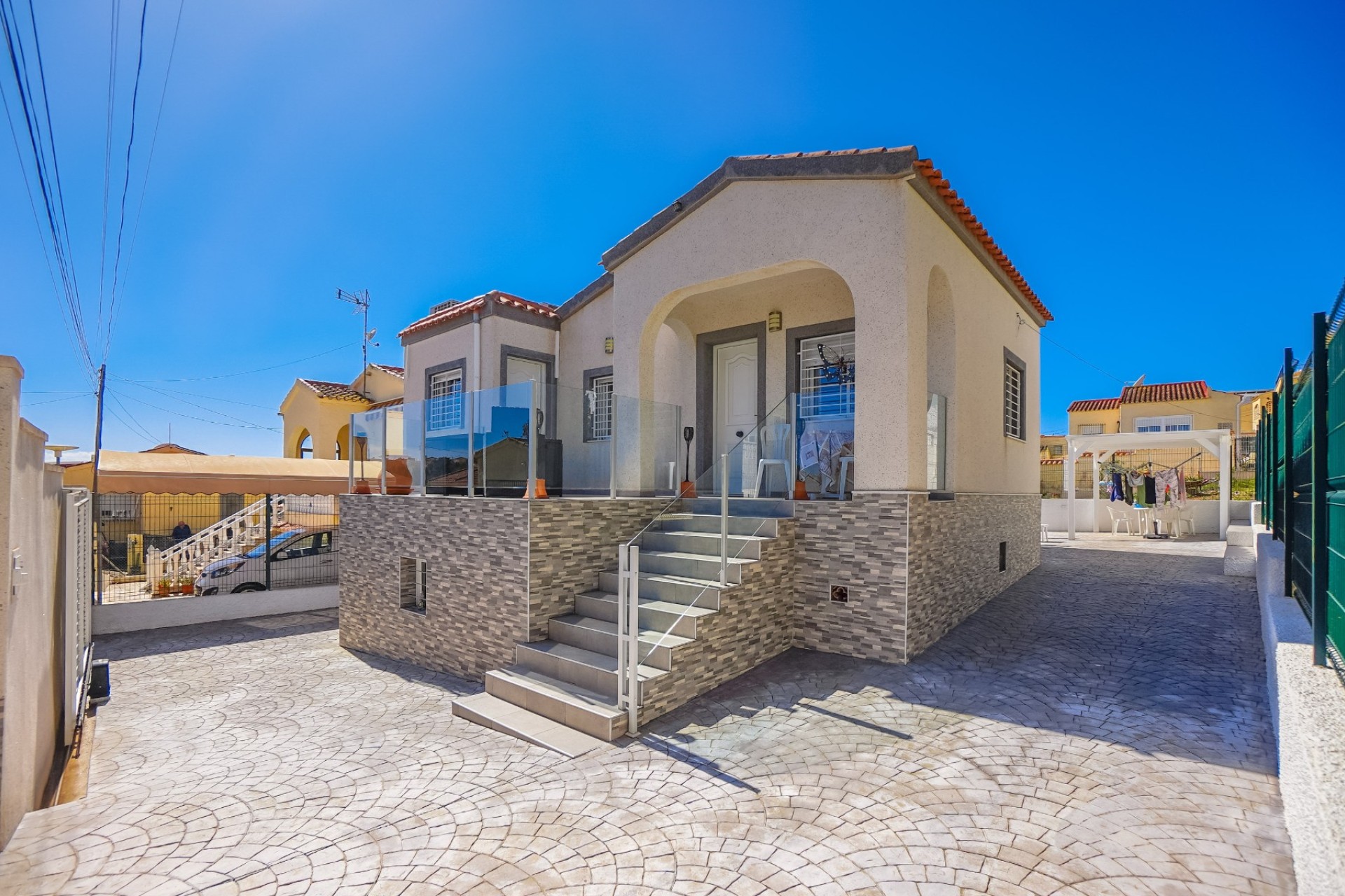 Resale - Detached - La Marina - Urb. La Marina