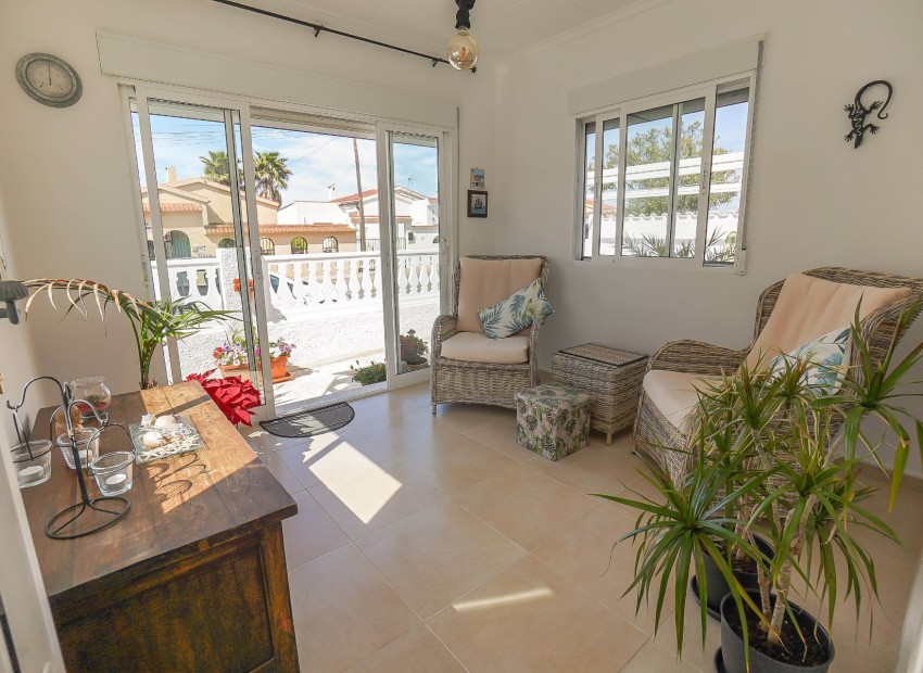 Resale - Detached - La Marina - Urb. La Marina