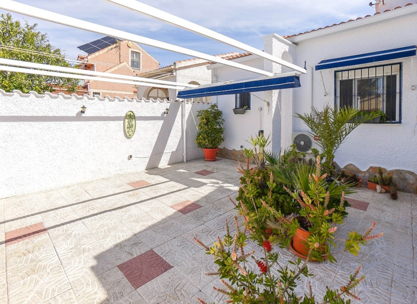 Resale - Detached - La Marina - Urb. La Marina