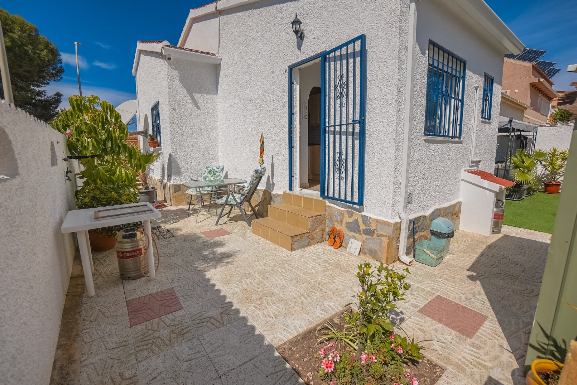Resale - Detached - La Marina - Urb. La Marina