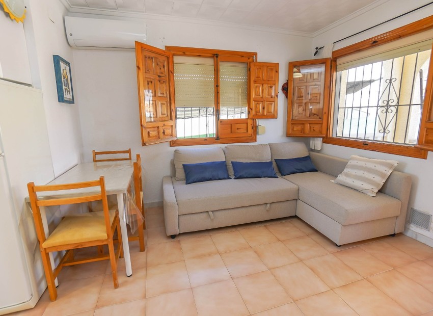 Resale - Detached - La Marina - Urb. La Marina