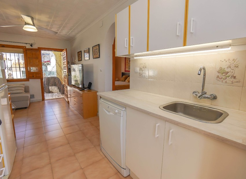 Resale - Detached - La Marina - Urb. La Marina