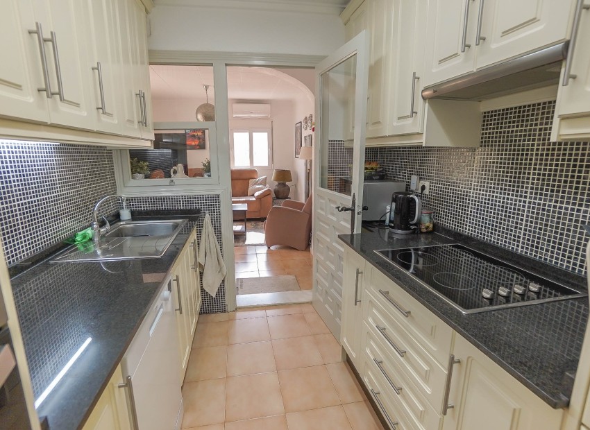 Resale - Detached - La Marina - Urb. La Marina
