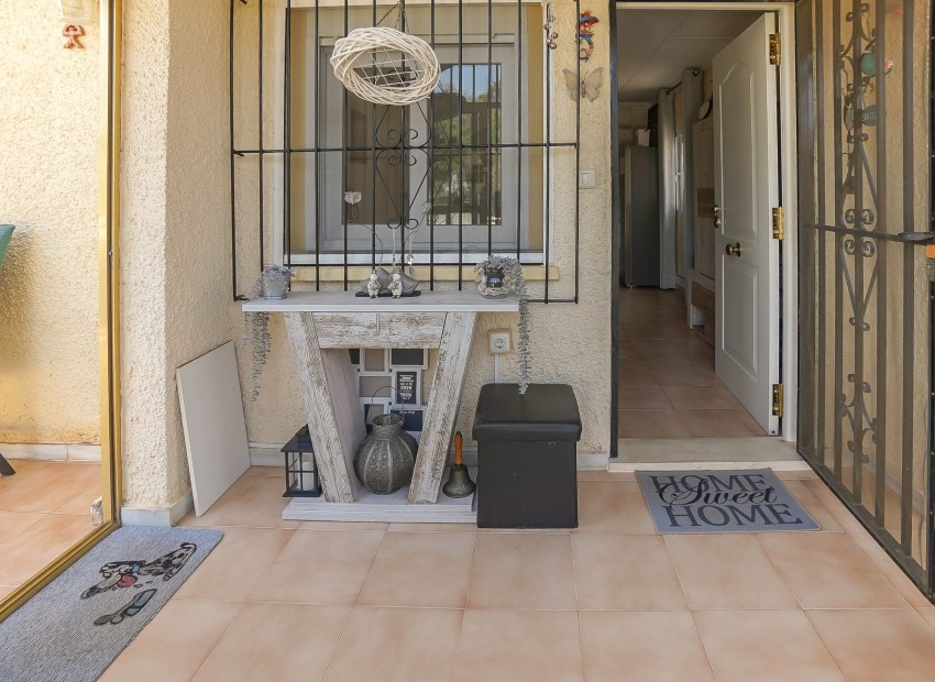 Resale - Detached - La Marina - Urb. La Marina