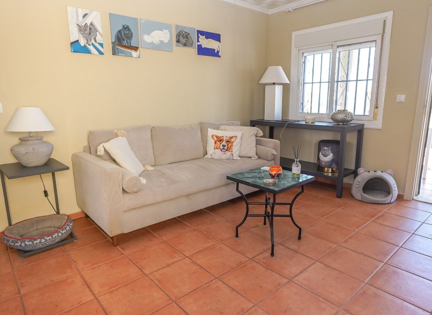 Resale - Detached - La Marina - Urb. La Marina