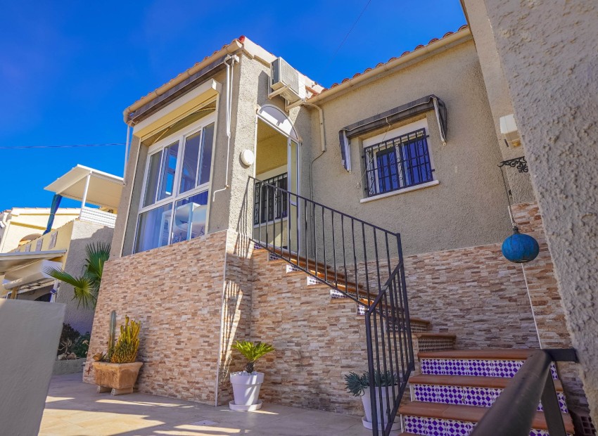 Resale - Detached - La Marina - Urb. La Marina