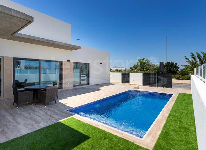 Resale - Detached Villa - Daya Nueva