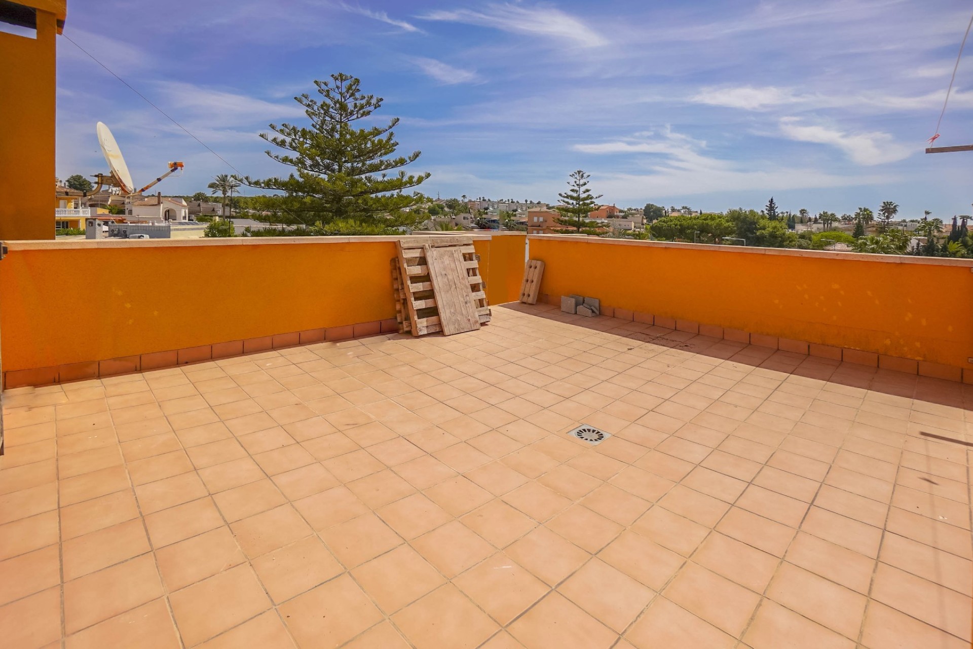 Resale - Detached Villa - La Marina - Urb. El Oasis