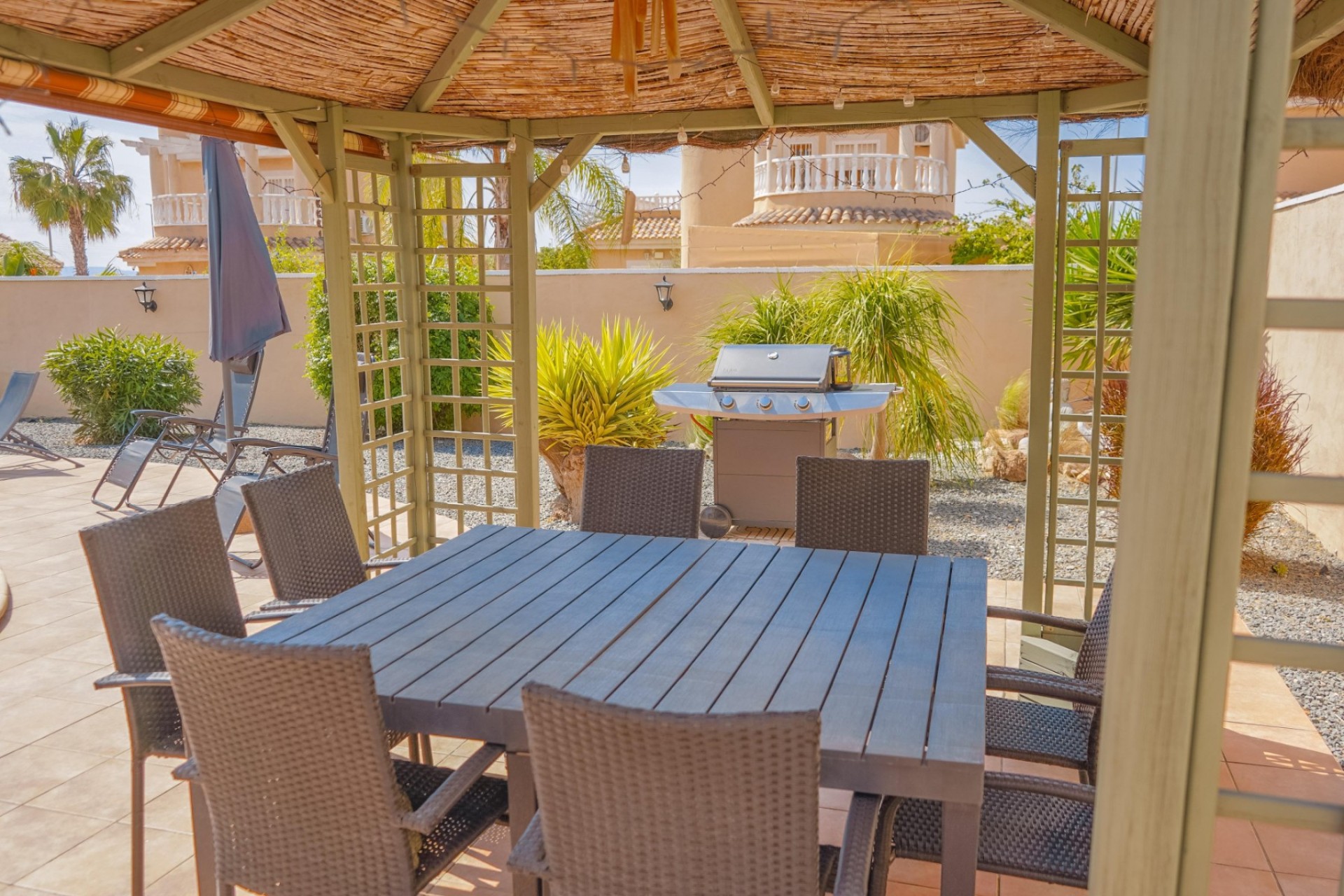 Resale - Detached Villa - La Marina - Urb. La Marina