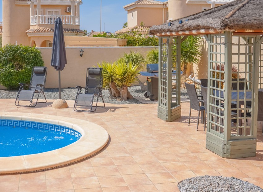 Resale - Detached Villa - La Marina - Urb. La Marina
