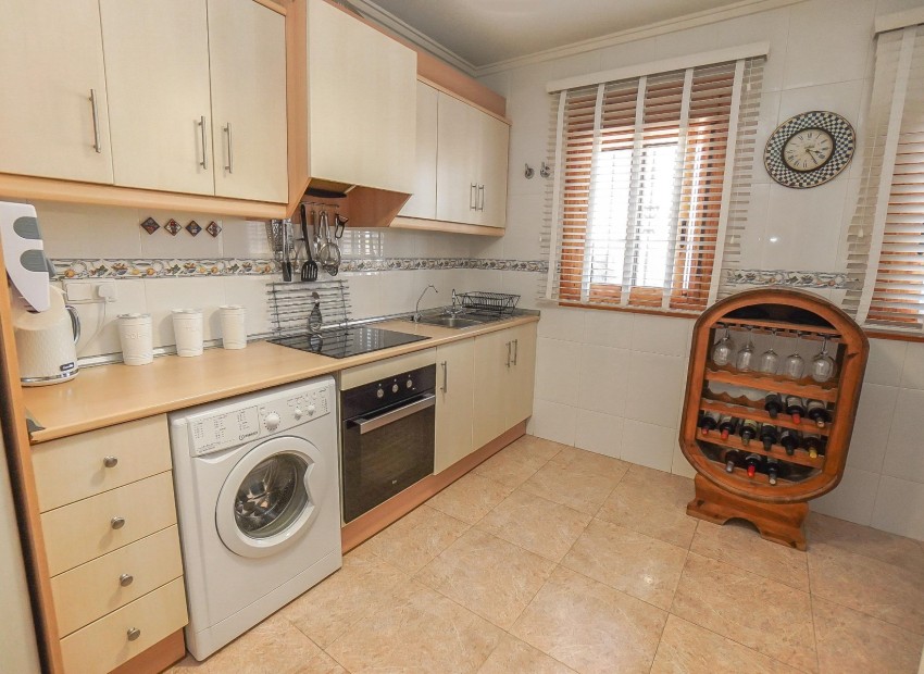 Resale - Detached Villa - La Marina - Urb. La Marina