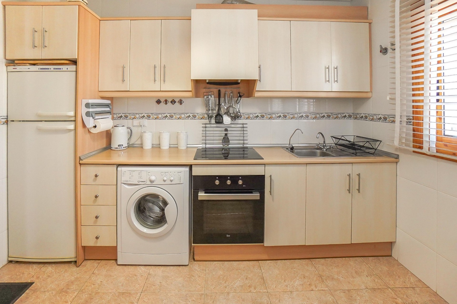Resale - Detached Villa - La Marina - Urb. La Marina
