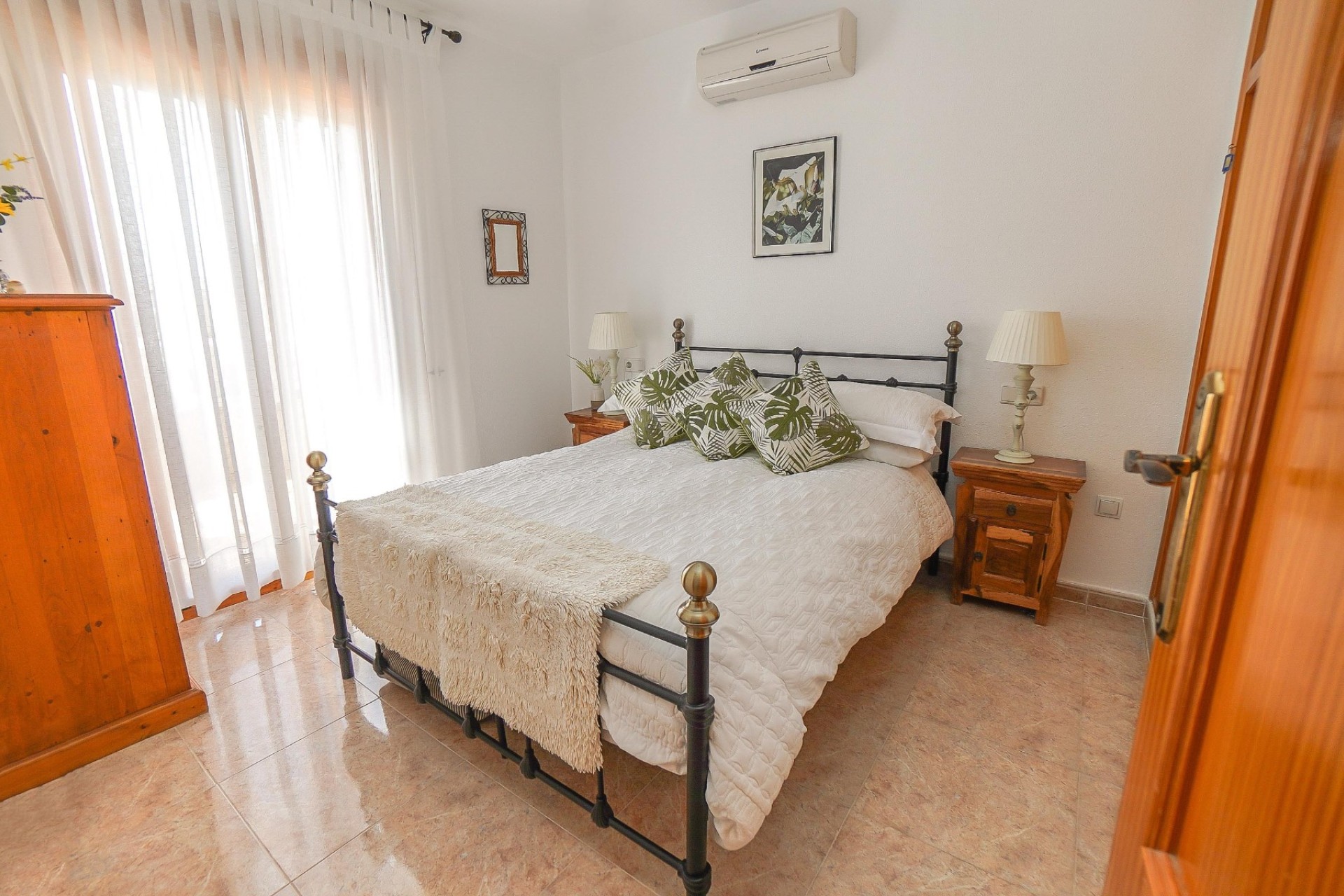 Resale - Detached Villa - La Marina - Urb. La Marina