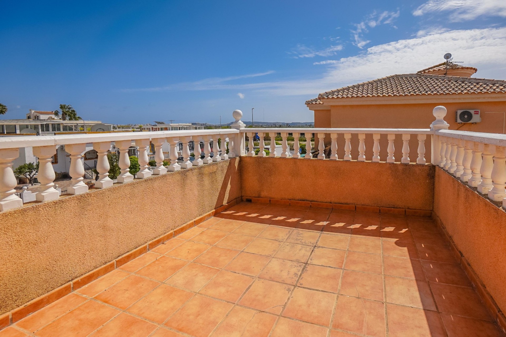 Resale - Detached Villa - La Marina - Urb. La Marina