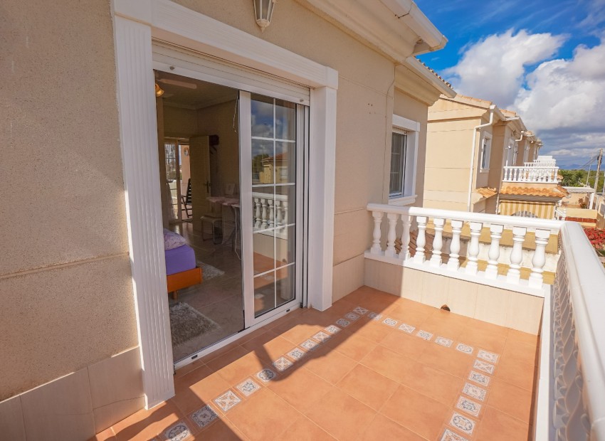 Resale - Detached Villa - La Marina - Urb. La Marina