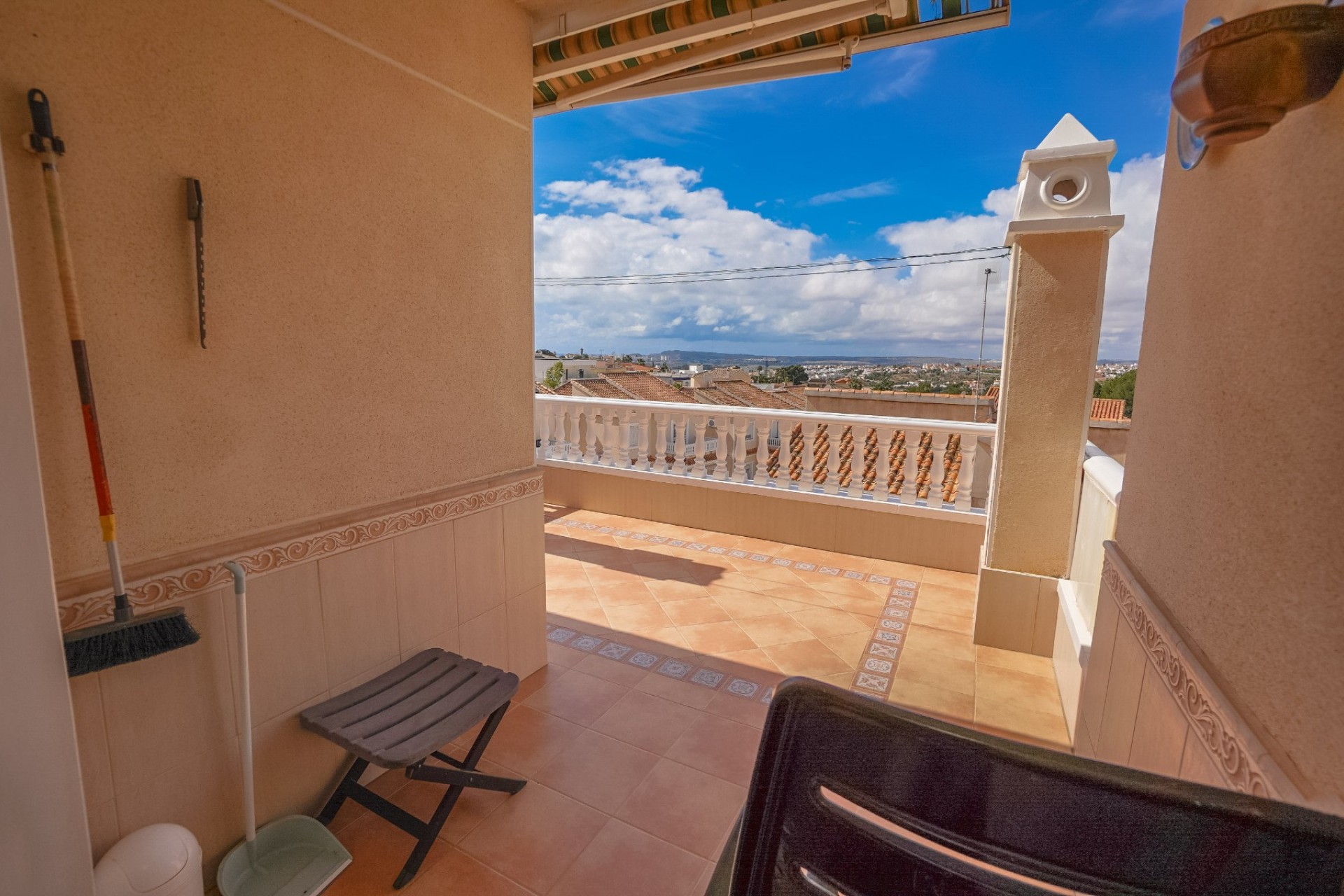 Resale - Detached Villa - La Marina - Urb. La Marina