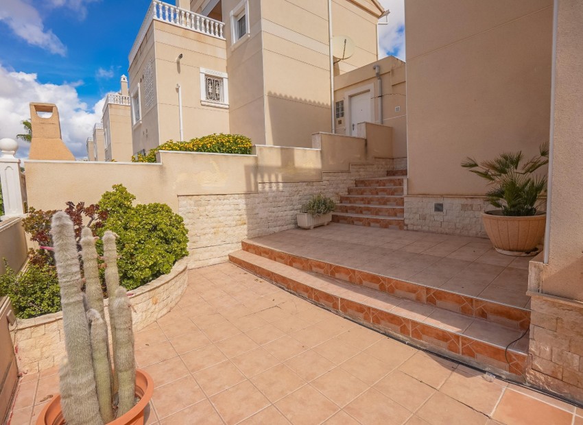 Resale - Detached Villa - La Marina - Urb. La Marina