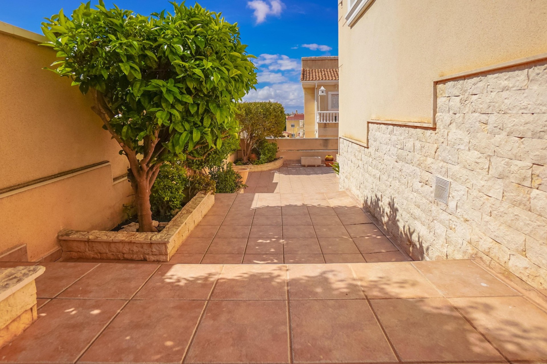 Resale - Detached Villa - La Marina - Urb. La Marina