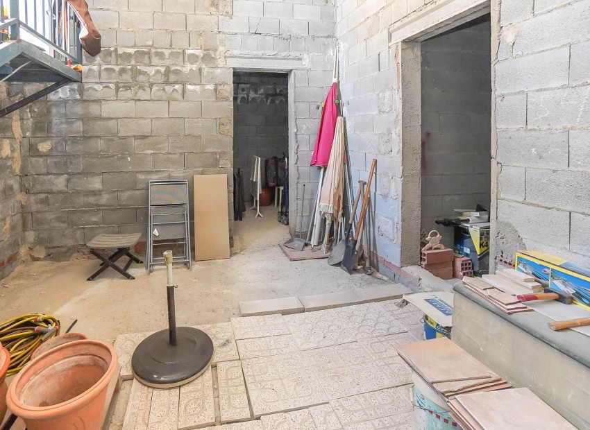 Resale - Detached Villa - La Marina - Urb. La Marina