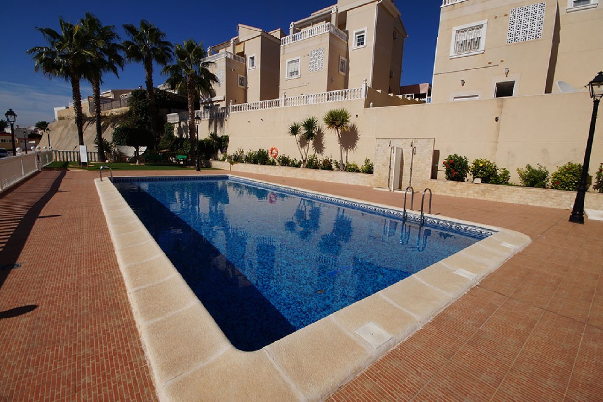 Resale - Detached Villa - La Marina - Urb. La Marina