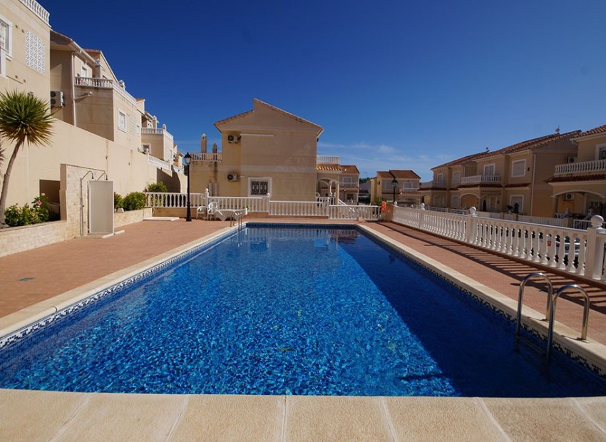 Resale - Detached Villa - La Marina - Urb. La Marina