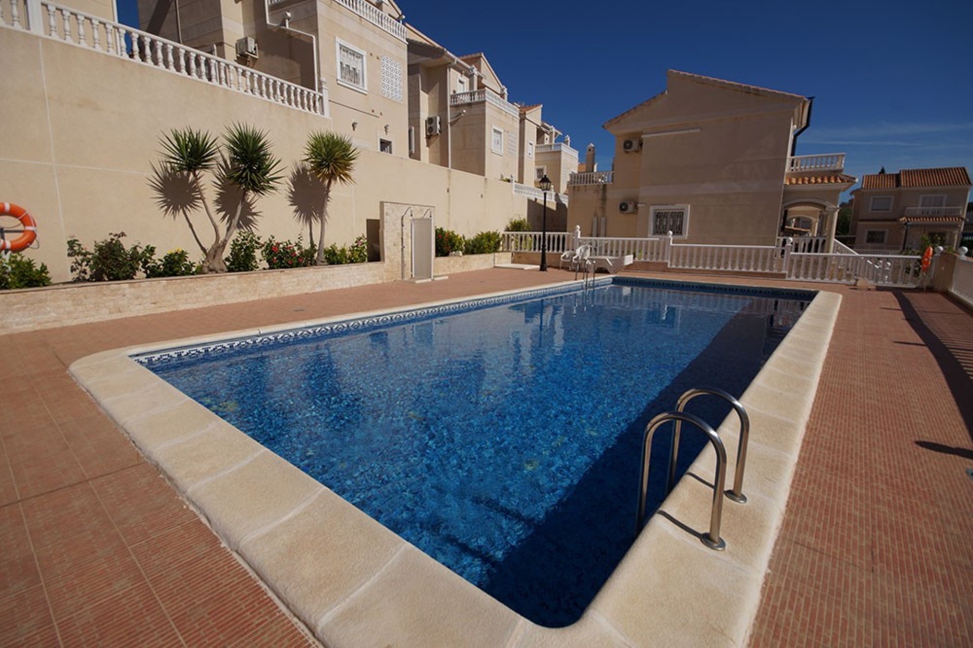 Resale - Detached Villa - La Marina - Urb. La Marina