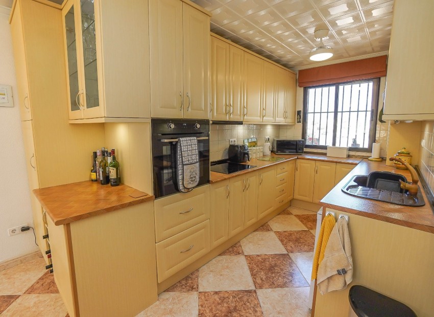 Resale - Detached Villa - La Marina - Urb. La Marina