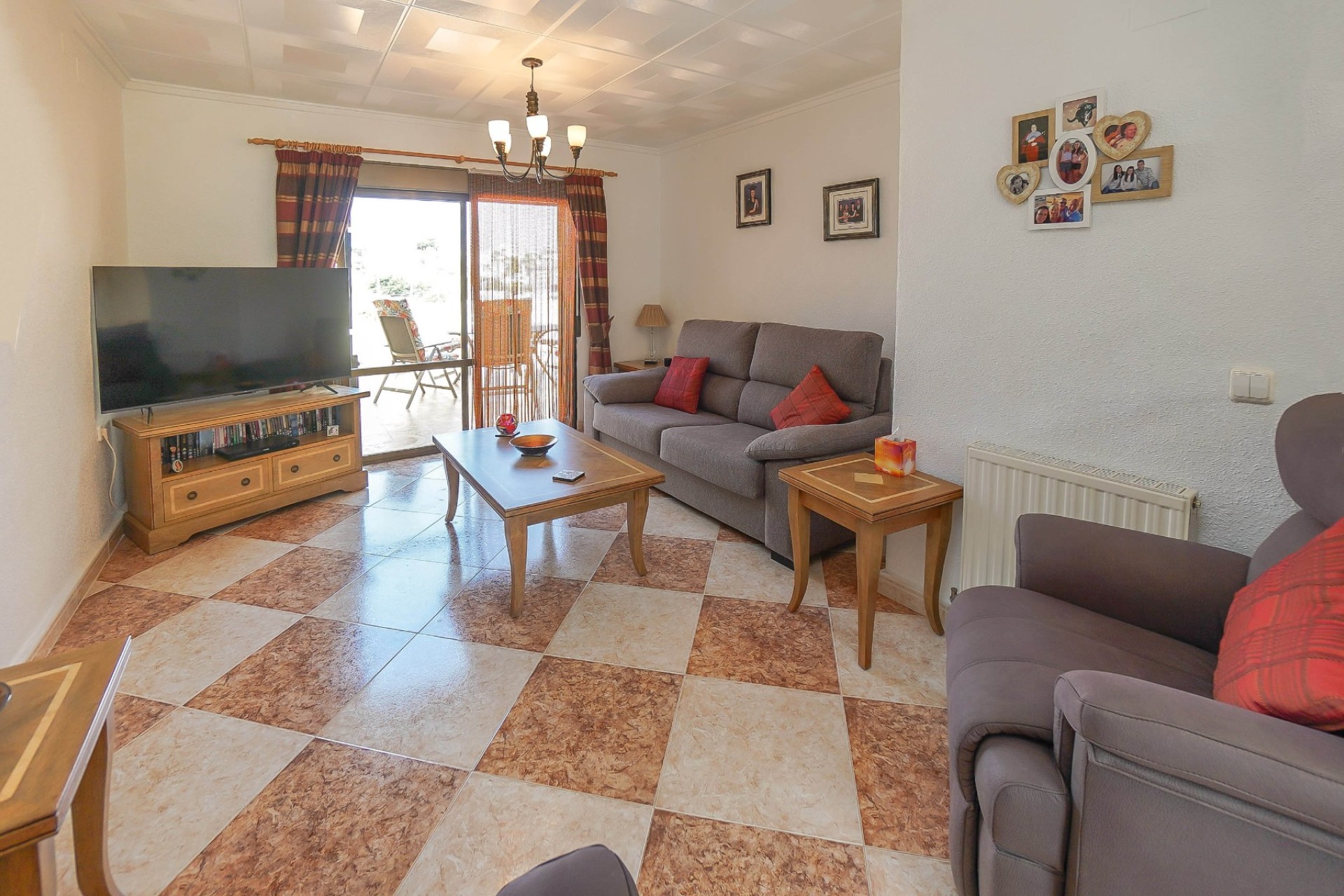 Resale - Detached Villa - La Marina - Urb. La Marina