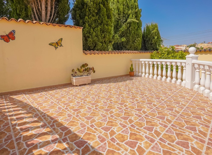 Resale - Detached Villa - La Marina - Urb. La Marina