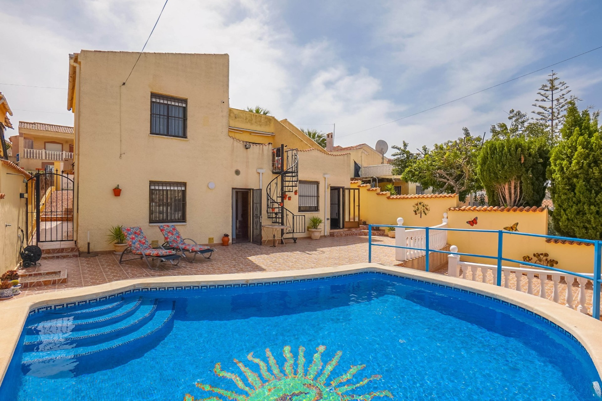 Resale - Detached Villa - La Marina - Urb. La Marina