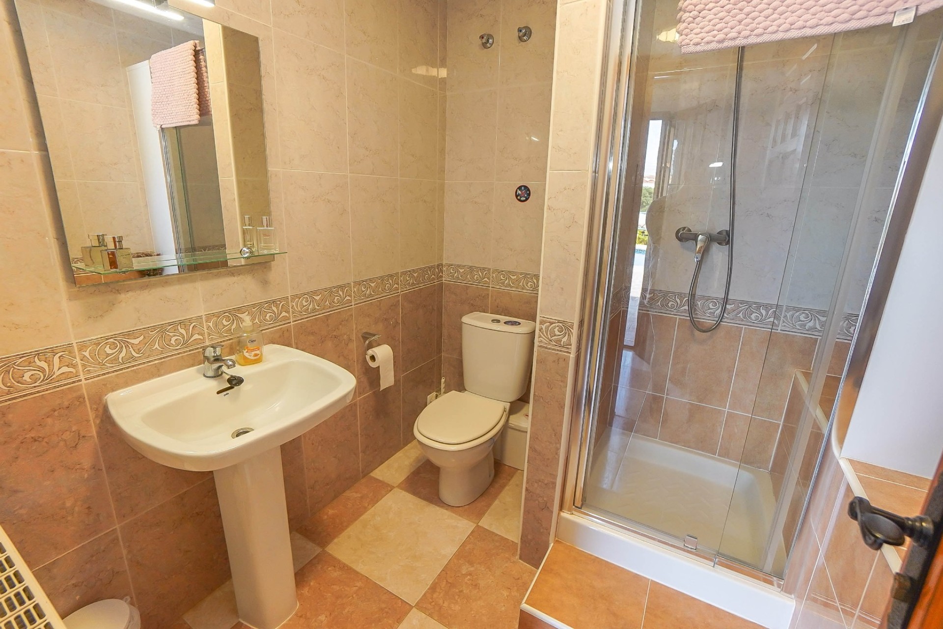 Resale - Detached Villa - La Marina - Urb. La Marina