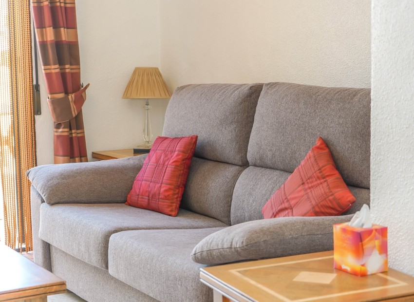 Resale - Detached Villa - La Marina - Urb. La Marina