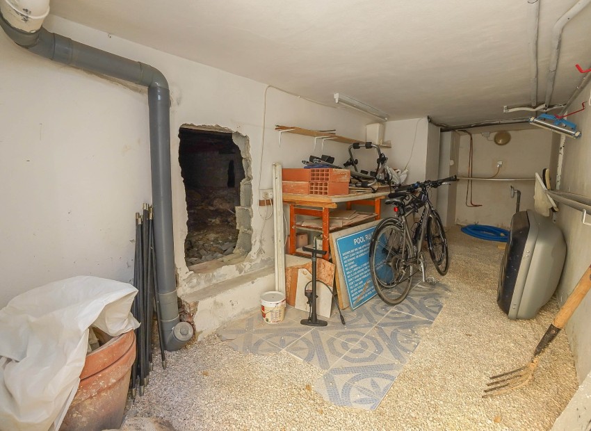 Resale - Detached Villa - La Marina - Urb. La Marina
