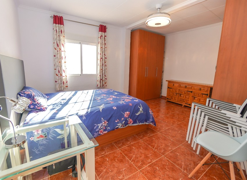 Resale - Detached Villa - La Marina - Urb. La Marina