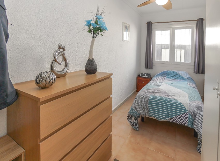 Resale - Detached Villa - La Marina - Urb. La Marina