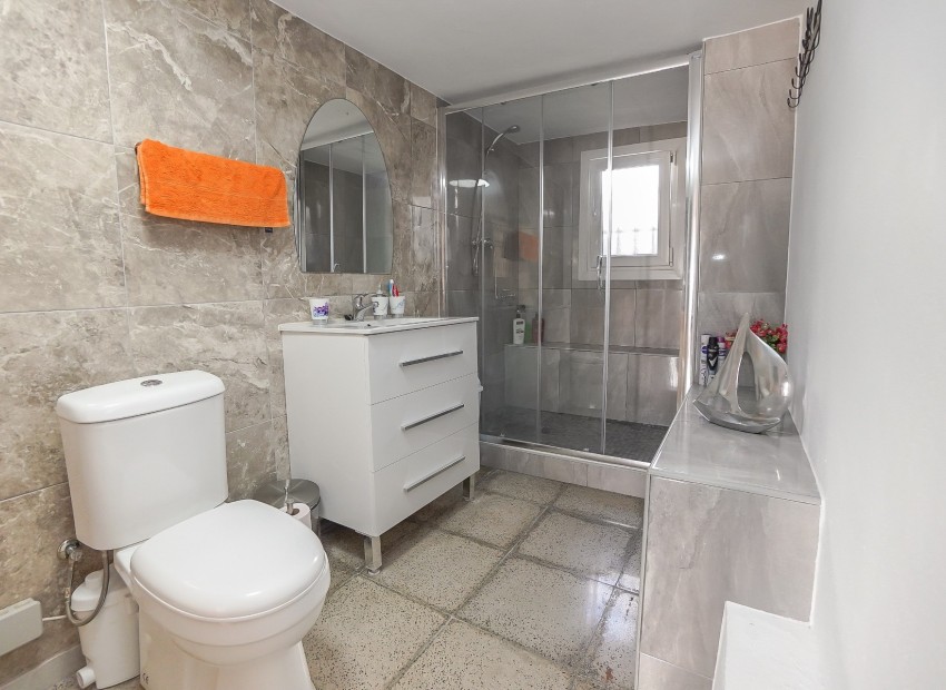Resale - Detached Villa - La Marina - Urb. La Marina