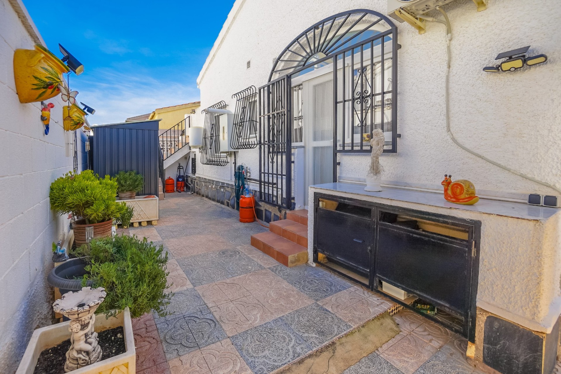 Resale - Detached Villa - La Marina - Urb. La Marina