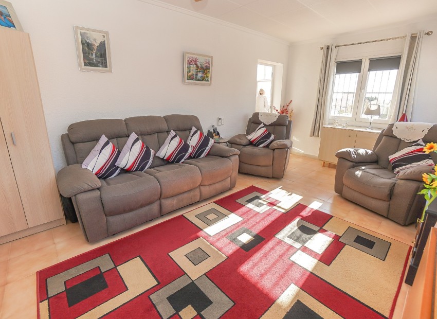 Resale - Detached Villa - La Marina - Urb. La Marina