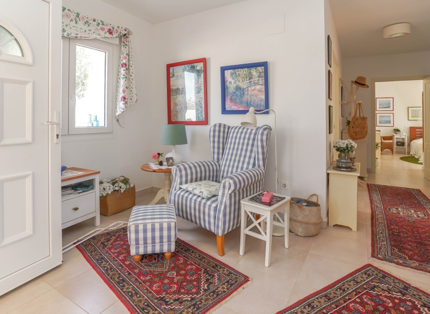 Resale - Detached Villa - La Marina - Urb. La Marina